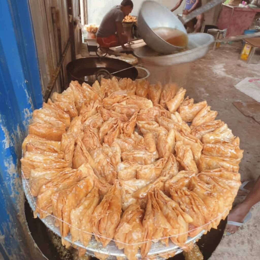 Meetha Khaja — iconic 3-foot radial tower of fresh-fried Silao Khaja, hand-layered at the original Silao workshop