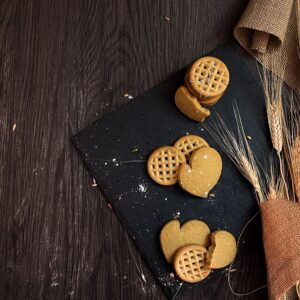 Gud Thekua - patterned hand-moulded wheat thekua with wheat sheaf
